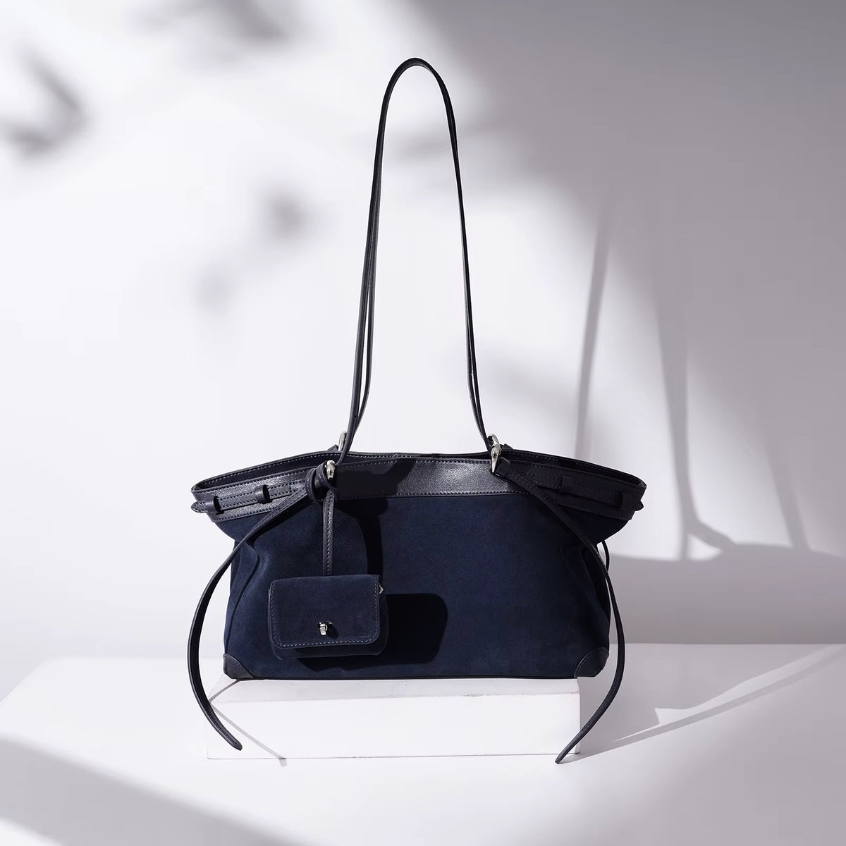 SIENA OVERSIZED TOTE BAG