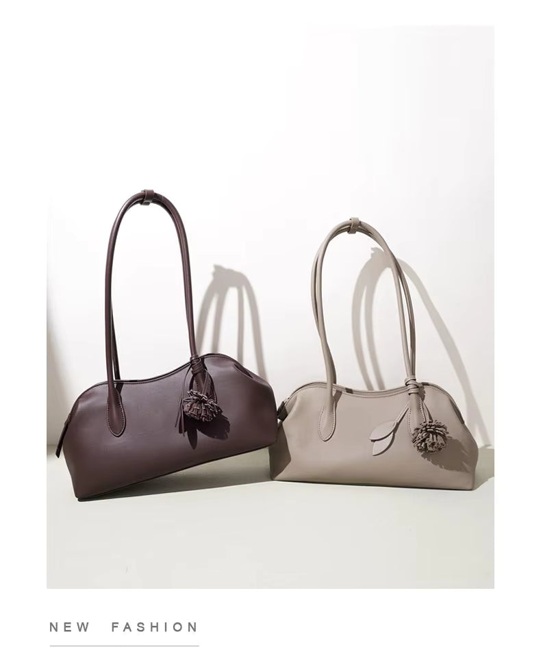CELINE LEATHER SHOULDER BAG