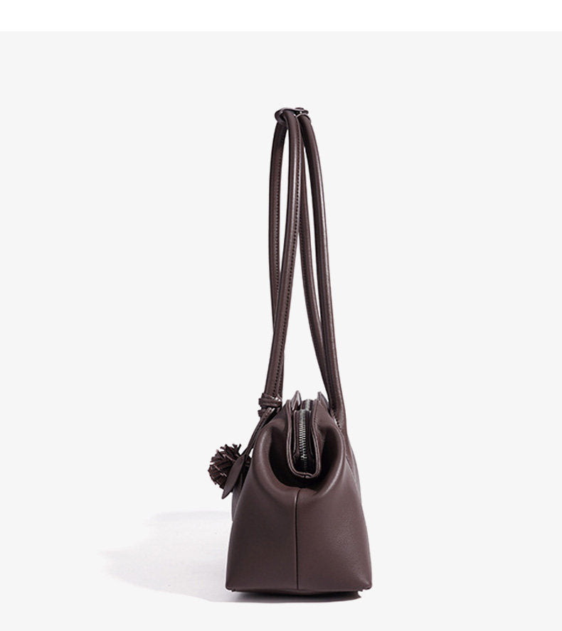 CELINE LEATHER SHOULDER BAG